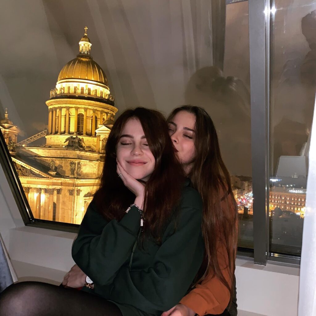 Слив Милана Бру OnlyFans фото