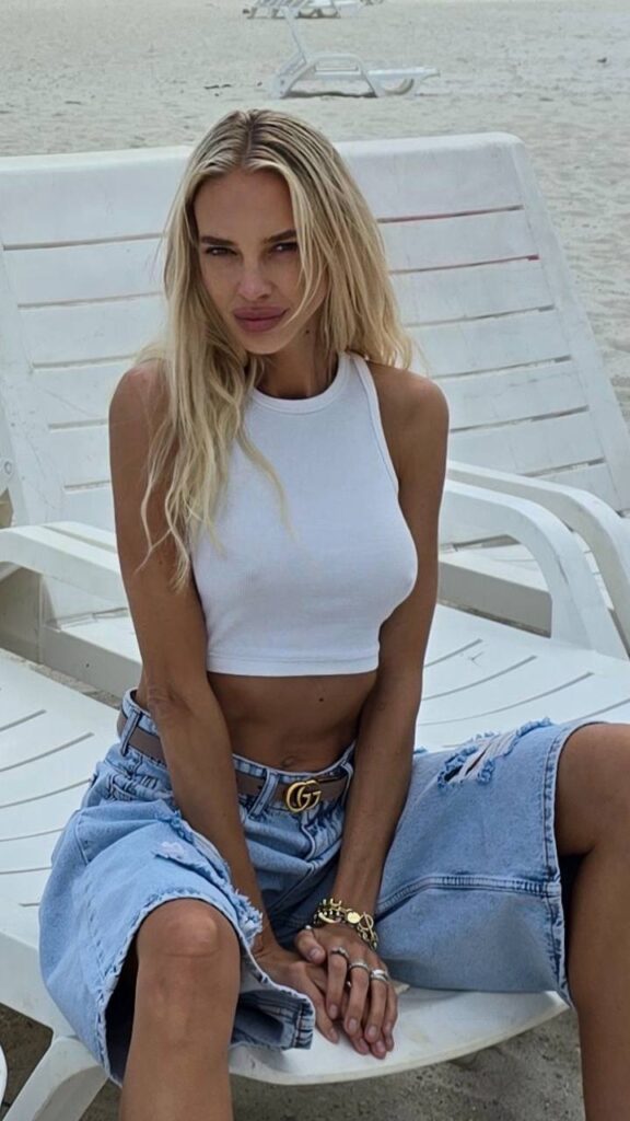 Слив Надежда Сысоева OnlyFans фото