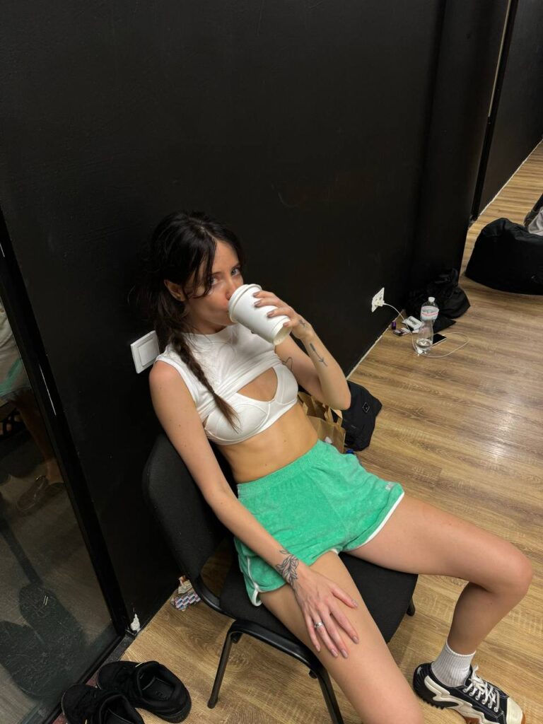 Слив Надя Дорофеева OnlyFans фото