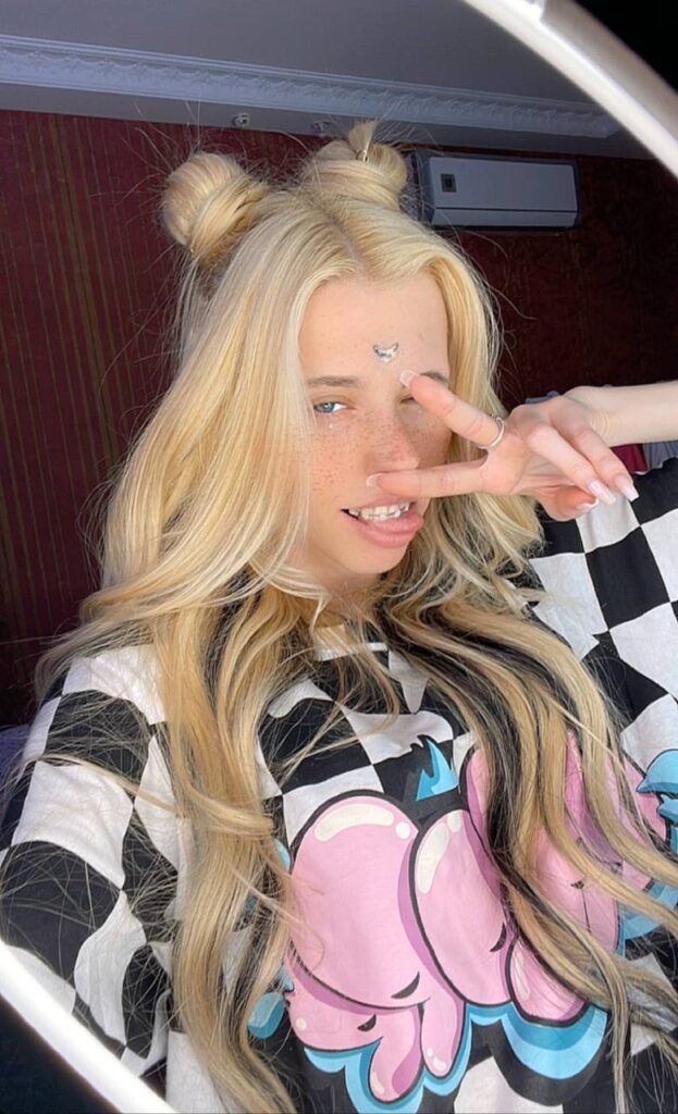 Слив Настя Кош OnlyFans фото