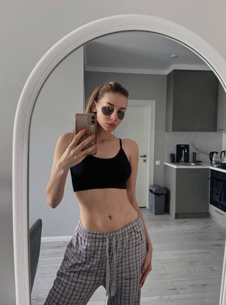 Слив Nastyamulla (Анастасия Муллаянова) OnlyFans фото