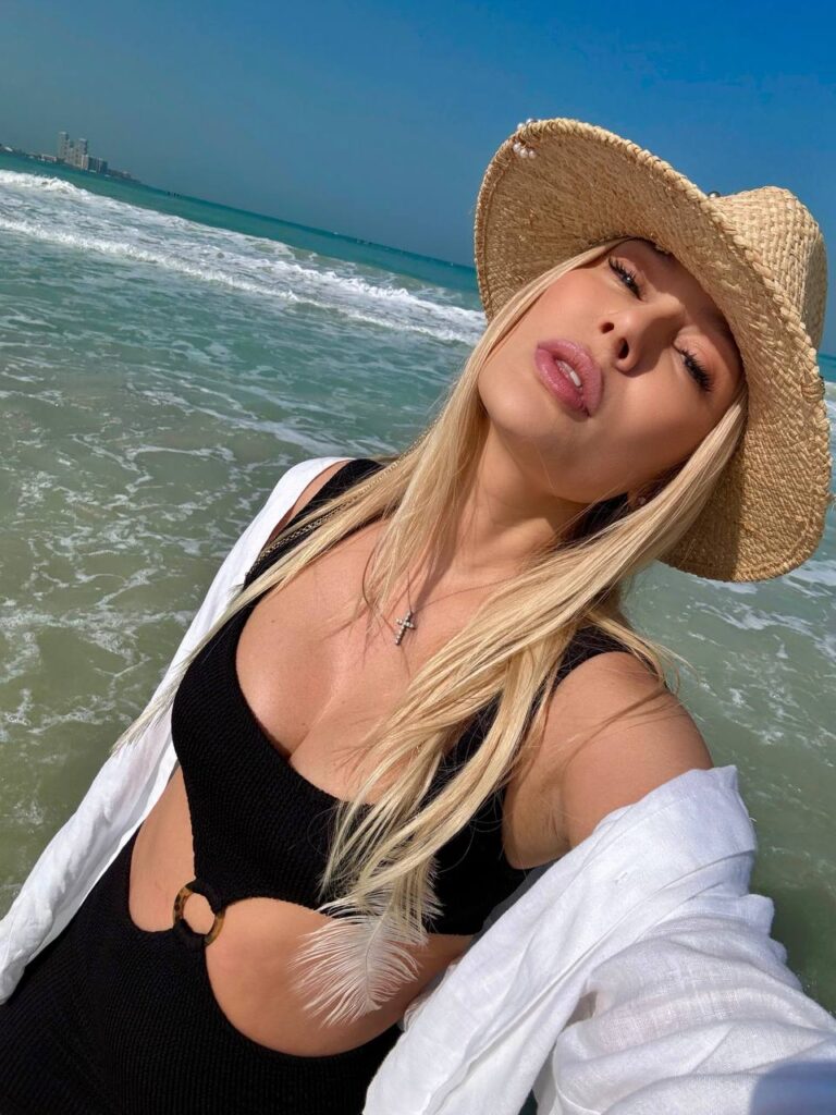 Слив Наталья Рудова OnlyFans фото