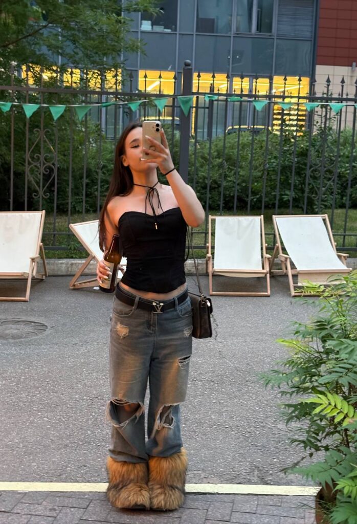 Слив Неонова (Neonovva) OnlyFans фото
