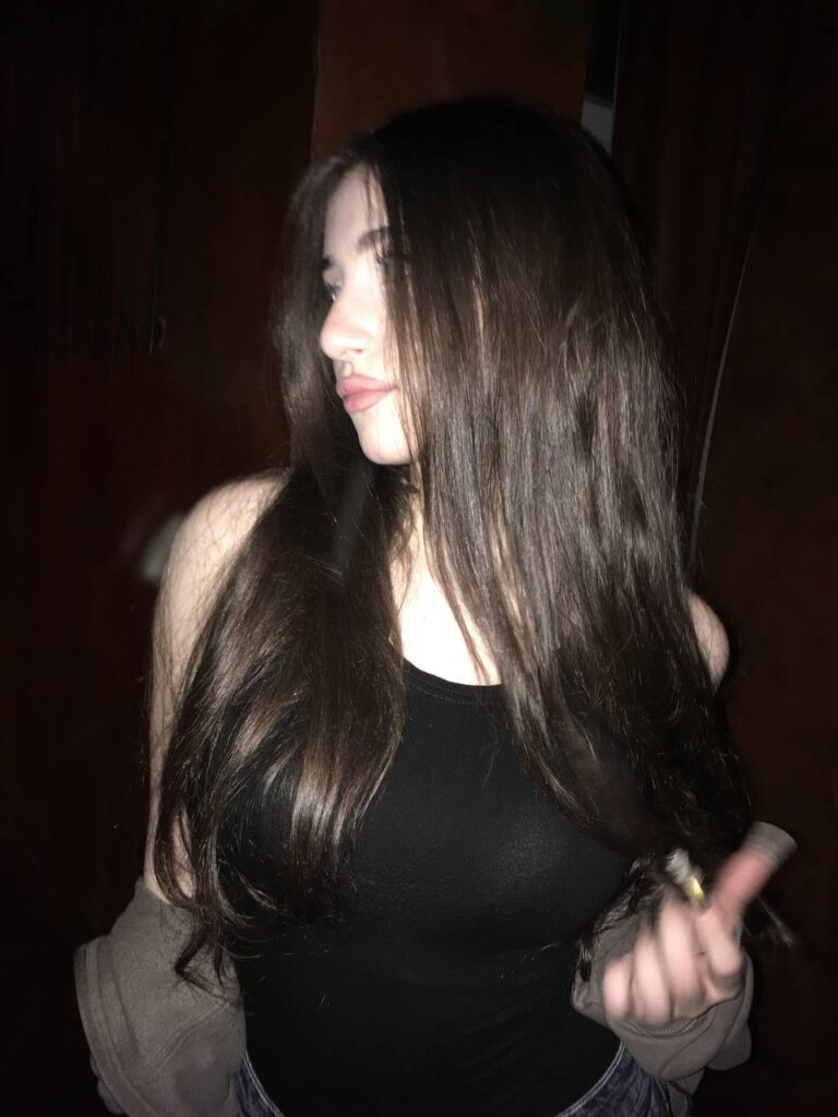 Слив Ниярка (niyarkalol) OnlyFans фото