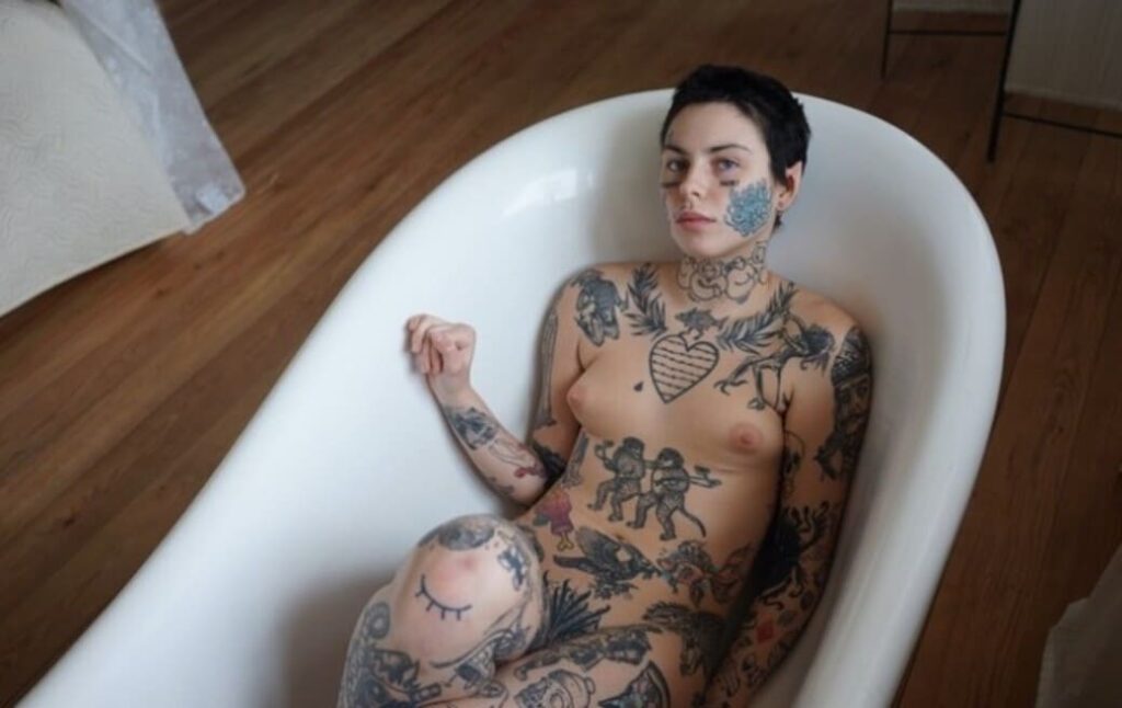 Слив Полина Фейс OnlyFans фото