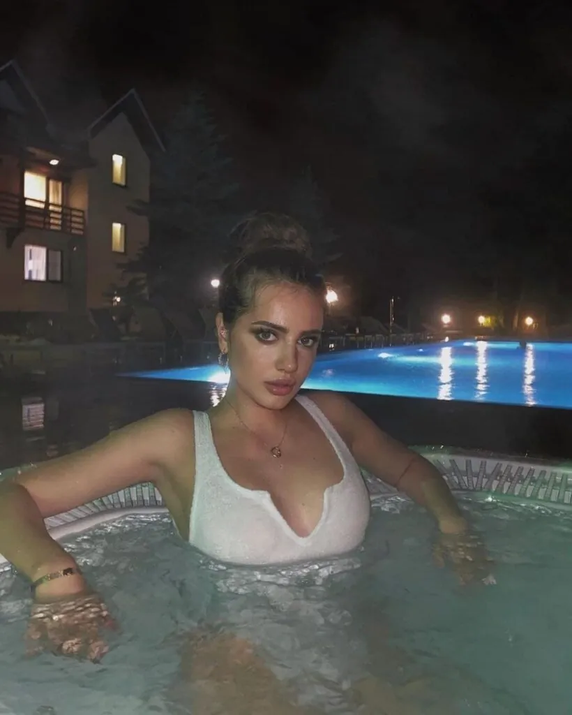 Слив Попоша (Полина Чистякова) OnlyFans фото