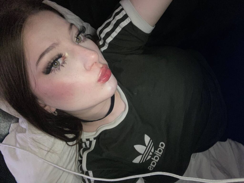 Слив Регина ВТФ OnlyFans слив фото 23 Блогерши 2026