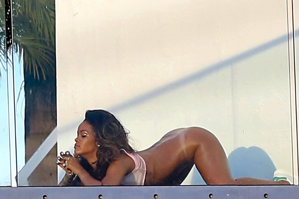 Слив Рианна (Rihanna) OnlyFans слив фото 17 OnlyFans 2026