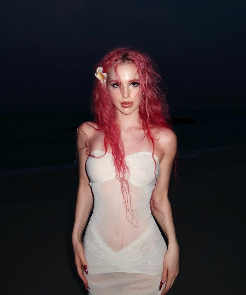 Слив Риви А4 OnlyFans слив фото 22 Блогерши 2026