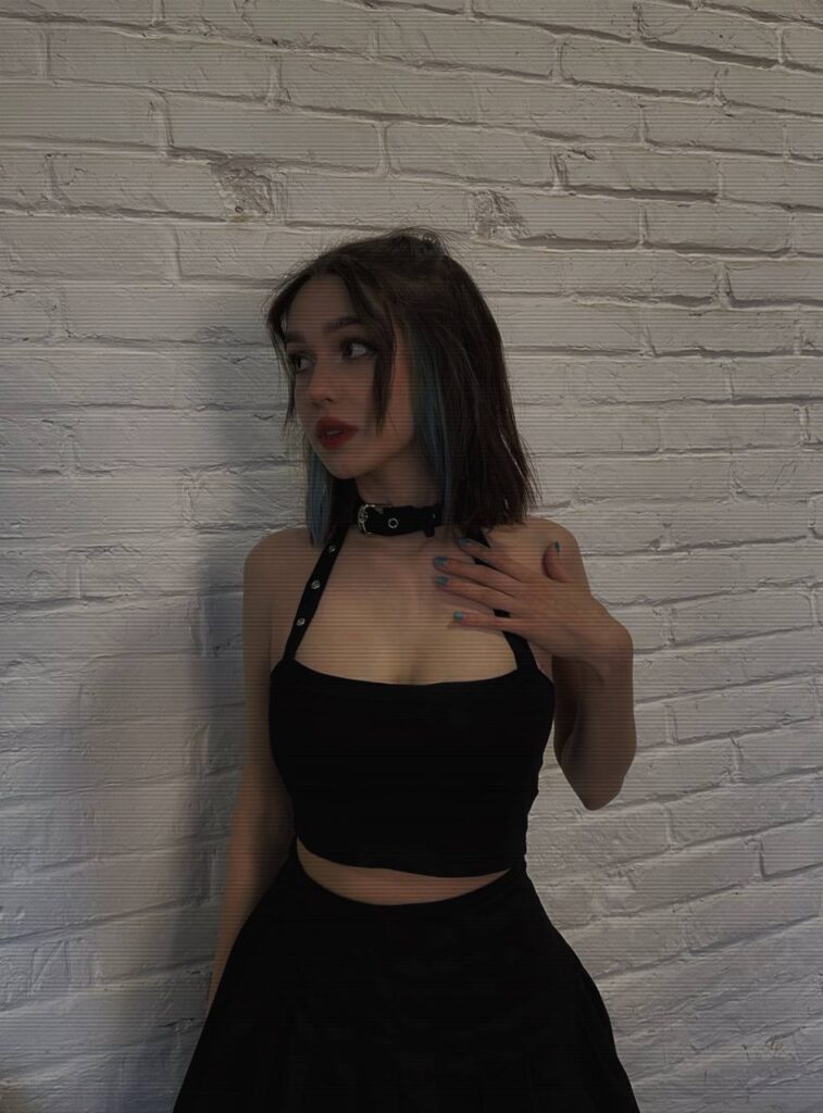 Слив Rochersha (Настя Рочерша) OnlyFans фото