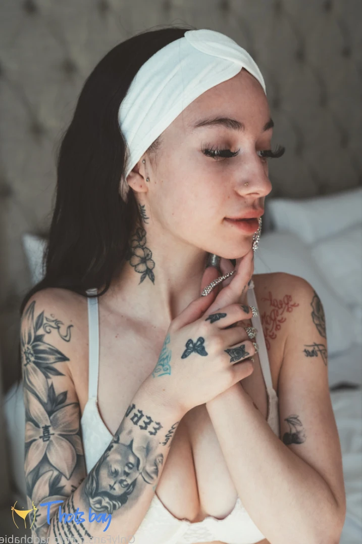 Слив Bhad Bhabie OnlyFans фото