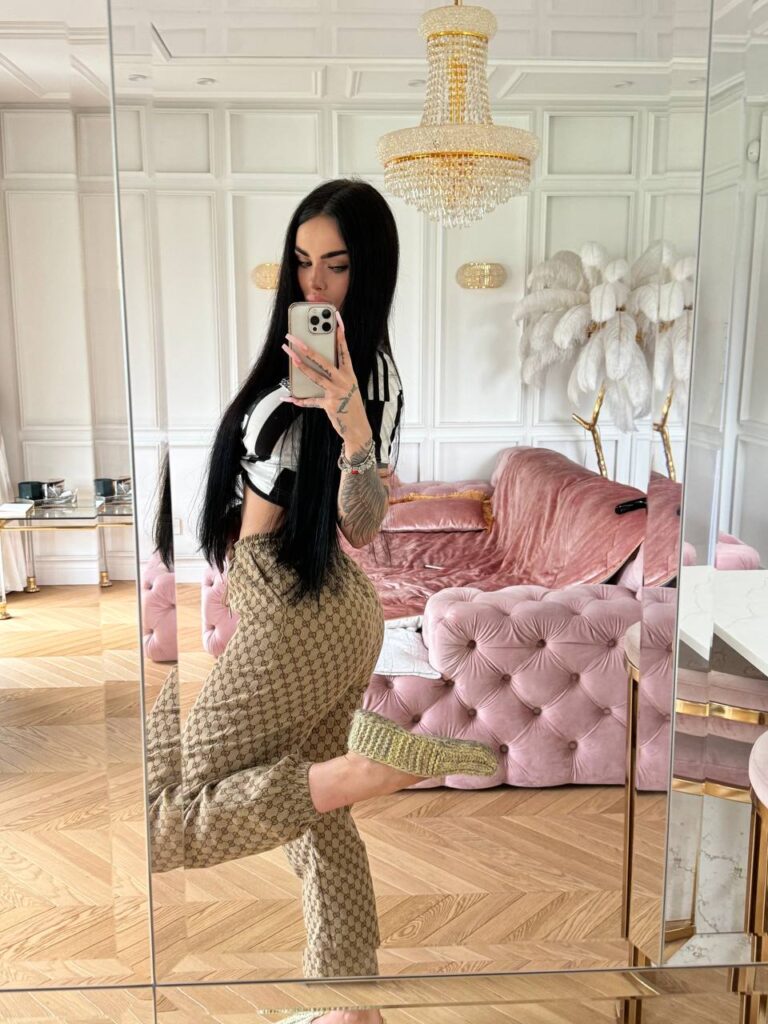 Слив Zusje (Камила Смогулецкая) OnlyFans слив фото 4 OnlyFans 2026