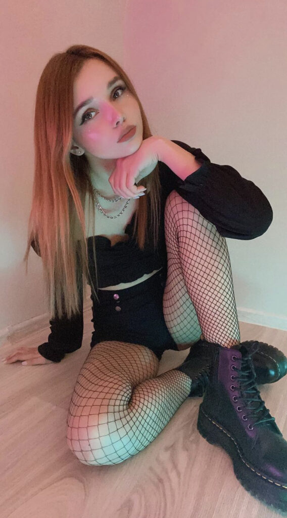 Слив Лера Смородинова (Smorodinova) OnlyFans слив фото 21 Косплей 2026
