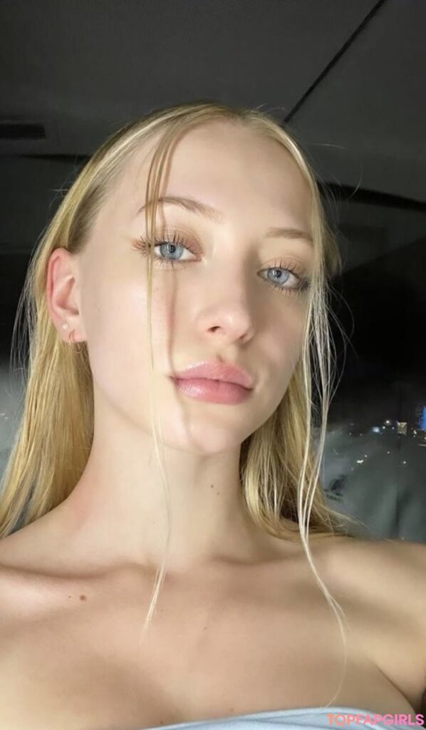 Слив София Даймонд OnlyFans фото