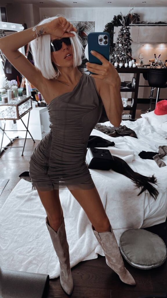 Слив Юлия Зиверт (Zivert) OnlyFans фото