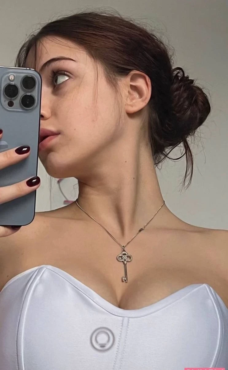 Akyuliych OnlyFans слив фото 4 Стримерши 2026
