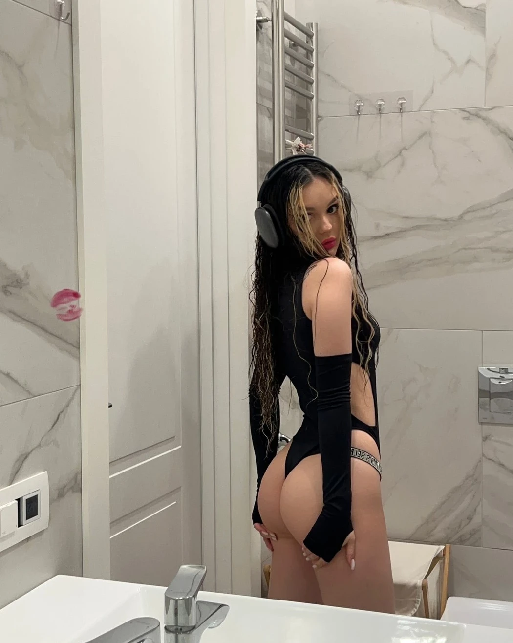 Дарьяна OnlyFans фото