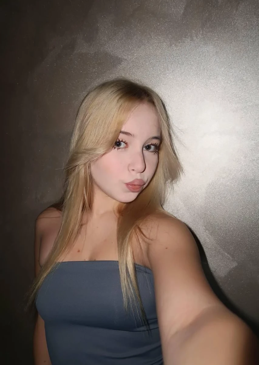 Ксюша ШГШ OnlyFans фото