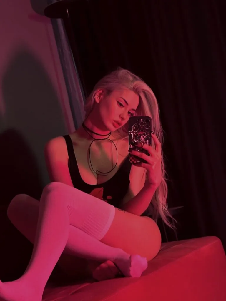 Морана Батори OnlyFans слив фото 23 Блогерши 2026