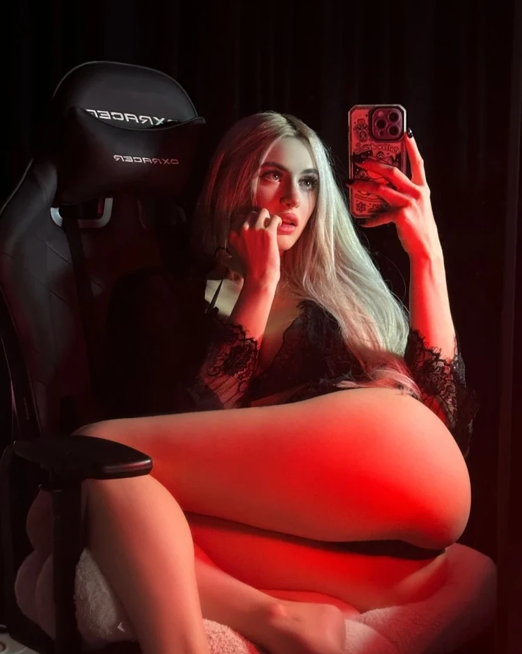 Морана Батори OnlyFans слив фото 38 Блогерши 2026