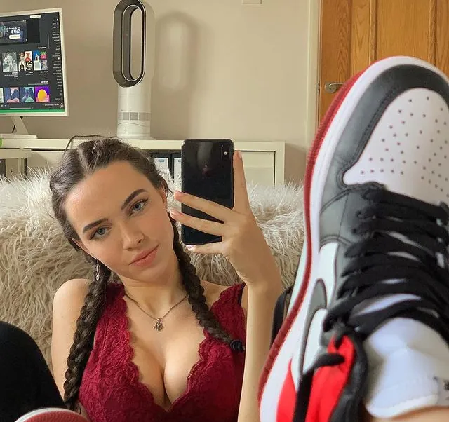 Lydia Violet OnlyFans слив фото 49 OnlyFans 2026