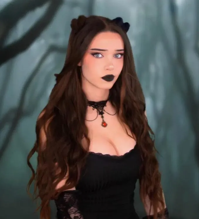 Lydia Violet OnlyFans фото