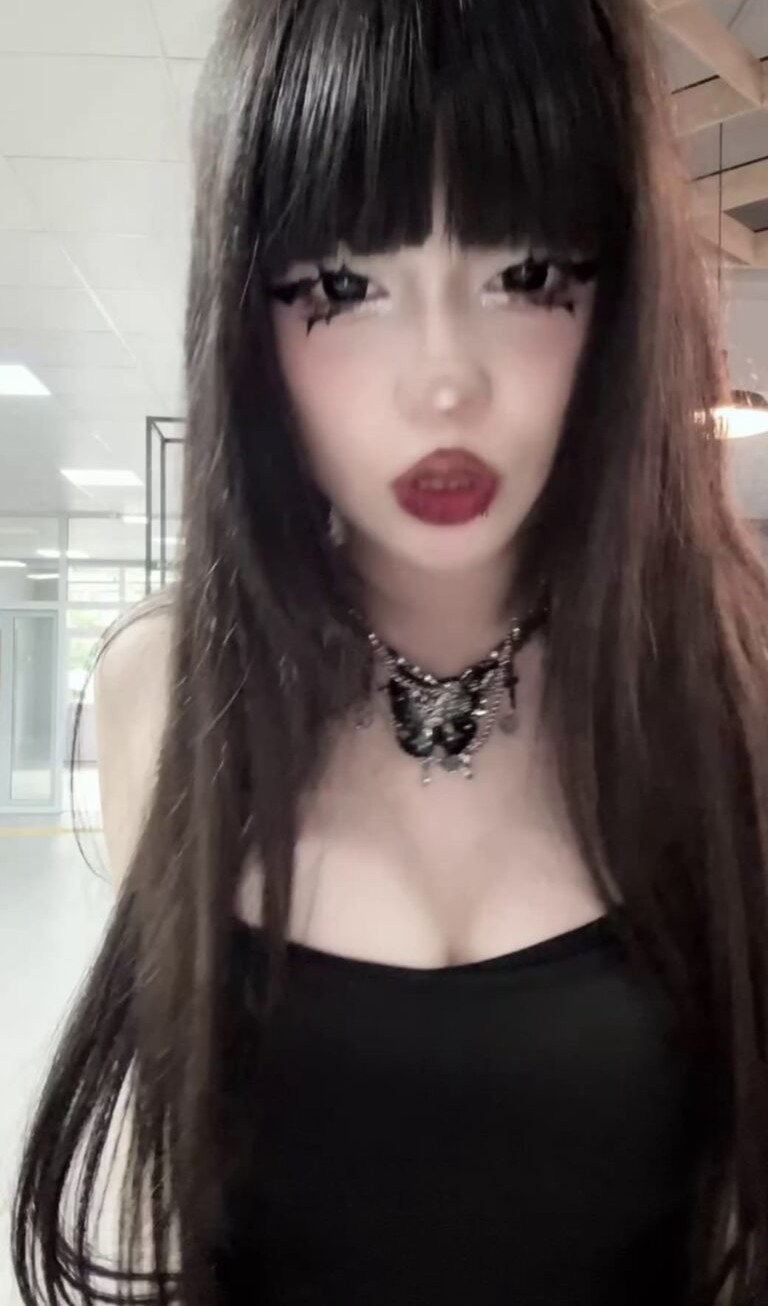 mama nyaf (Мама НЯФ) OnlyFans фото