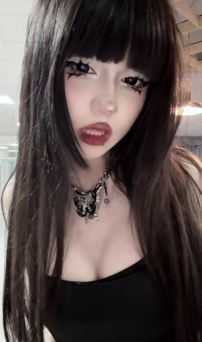 mama nyaf (Мама НЯФ) OnlyFans фото