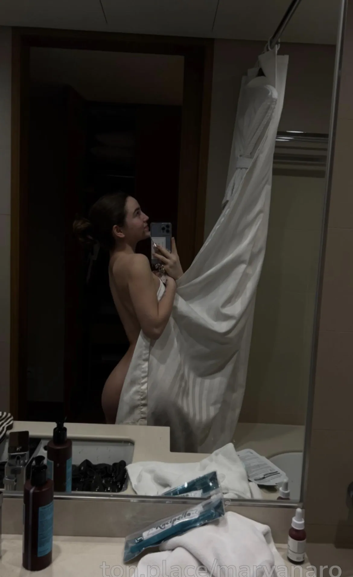 Марьяна Ро (Maryana Ro) OnlyFans фото