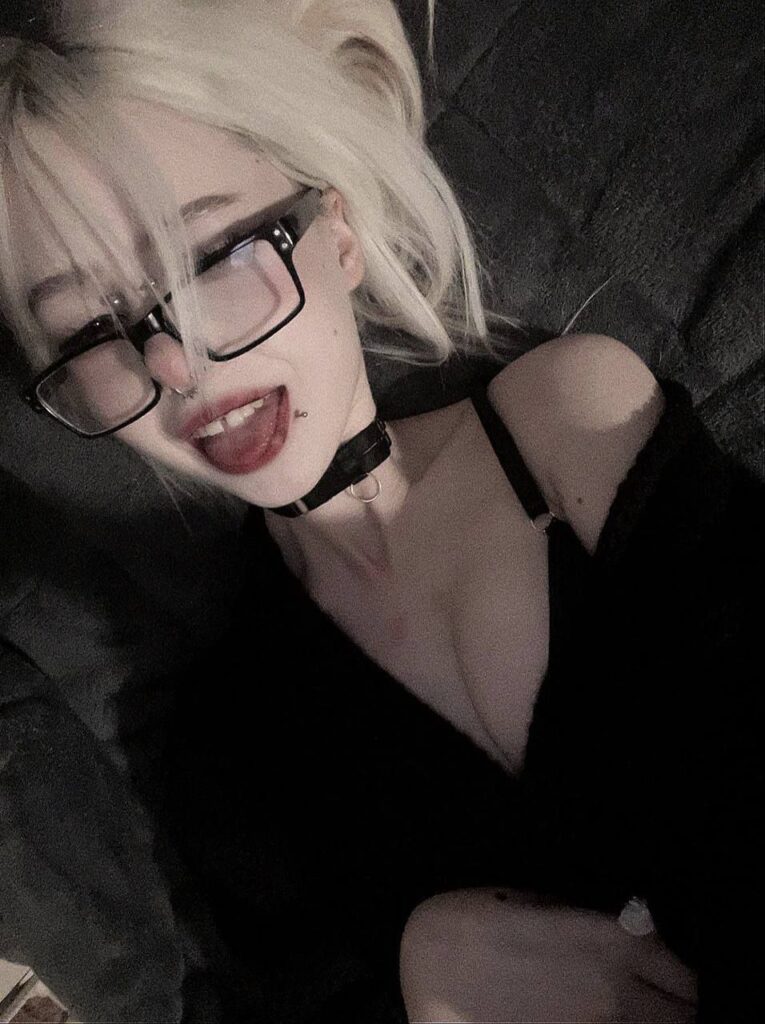Парадокси (@par4d0xy) OnlyFans слив фото 19 OnlyFans 2026