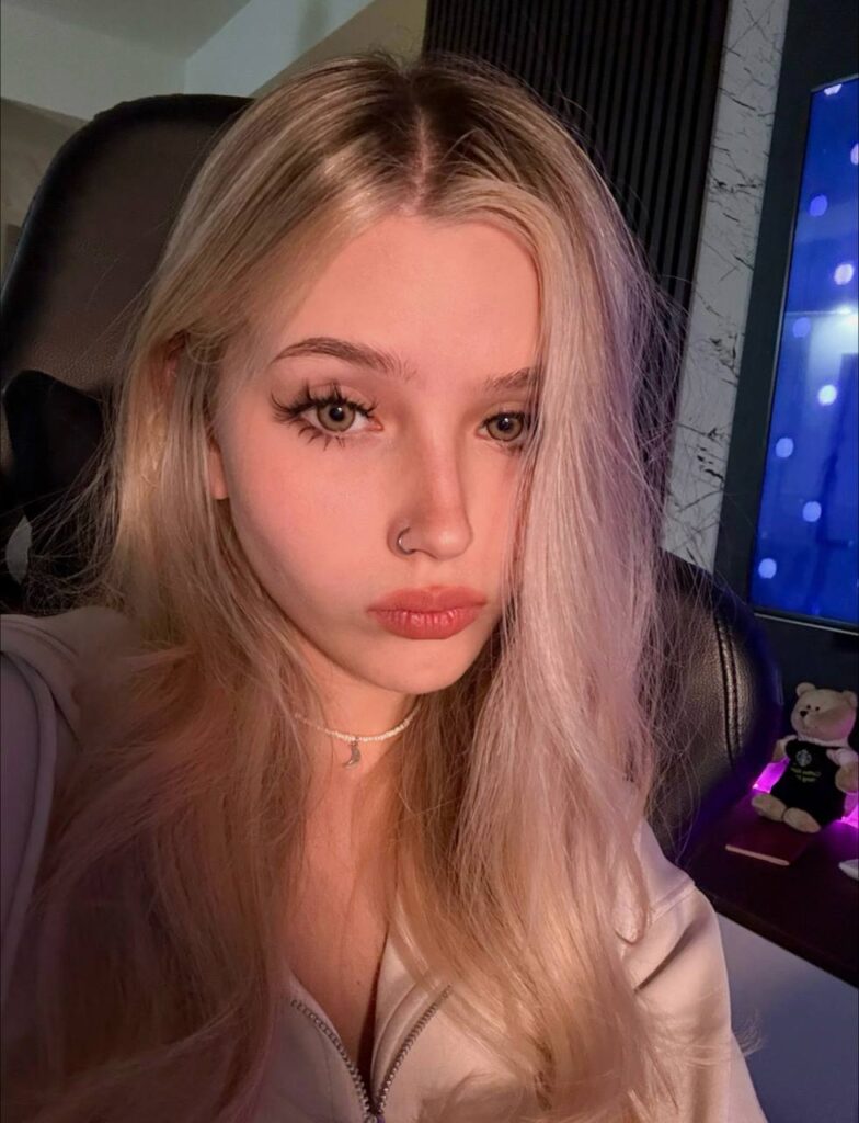 Whylollycry OnlyFans слив фото 18 OnlyFans 2026