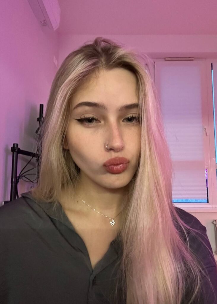 Whylollycry OnlyFans слив фото 22 OnlyFans 2026