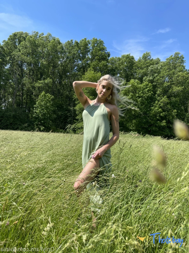 Livvy OnlyFans фото