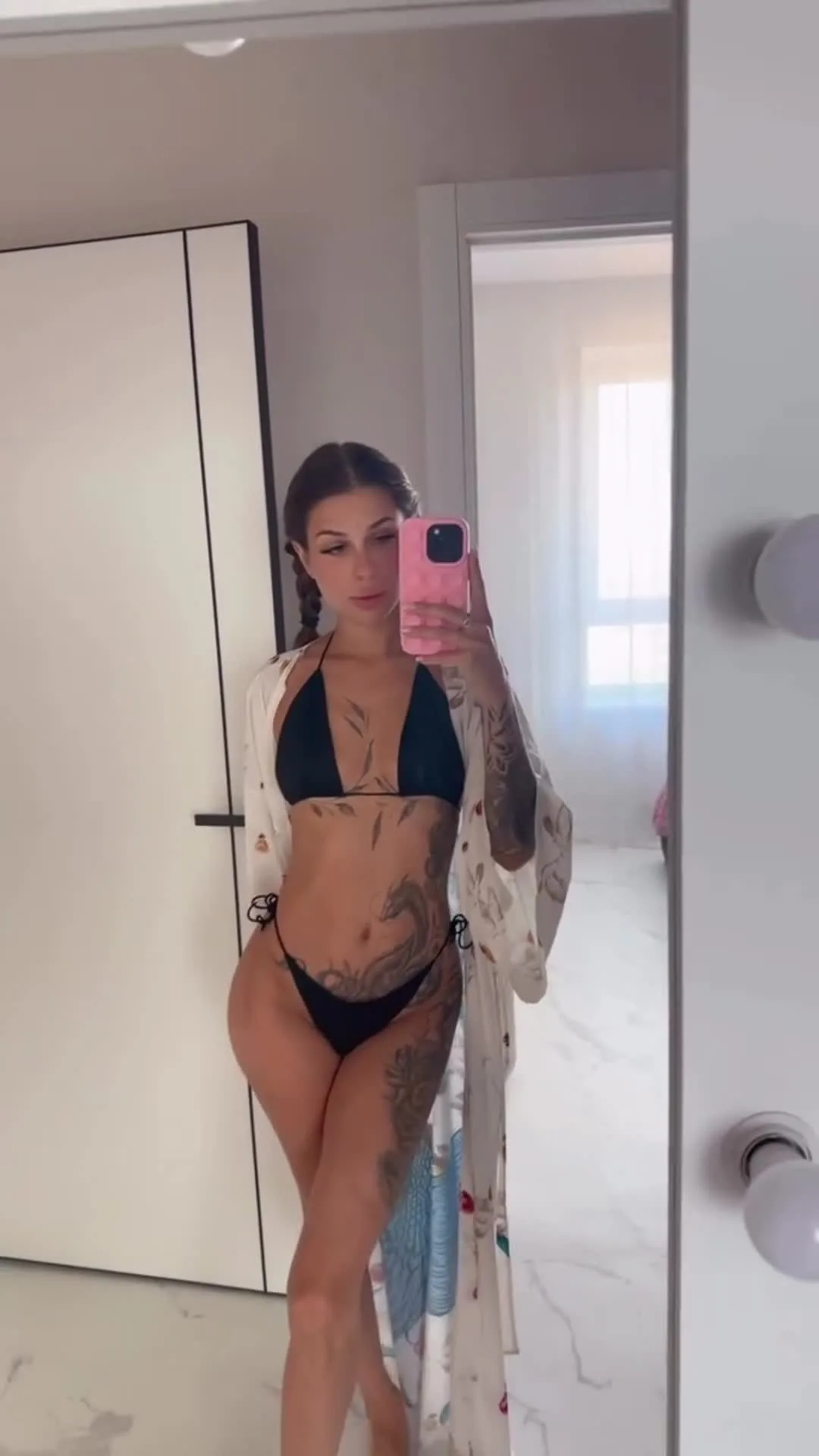 Анастасия Сафарова OnlyFans фото