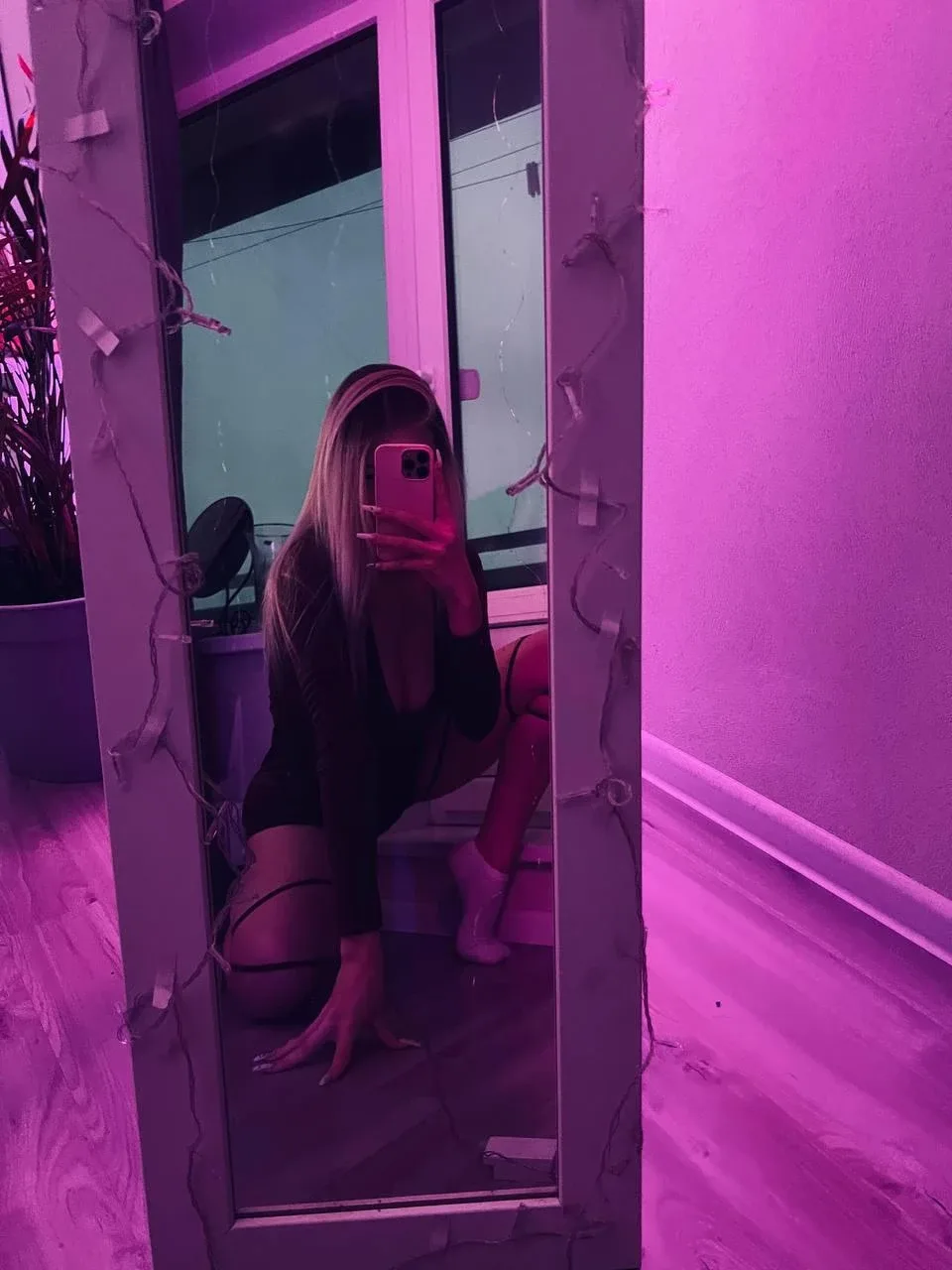 Полина Ли OnlyFans фото